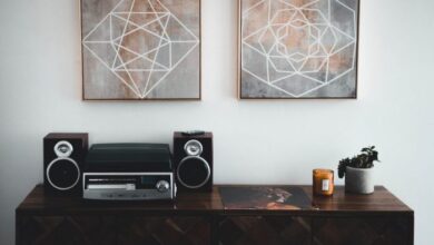Creating a vintage villa decor with retro touches
